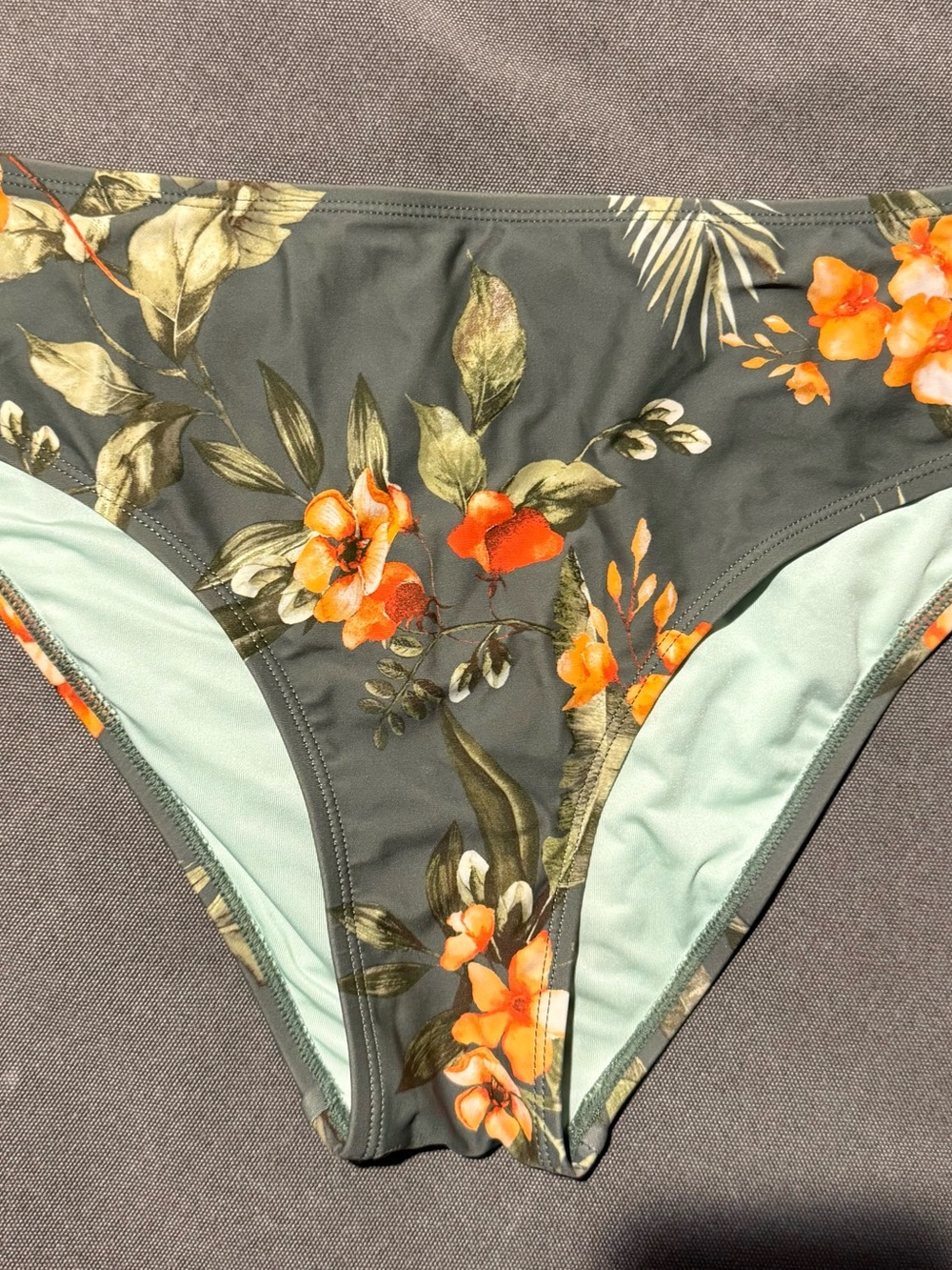 Cupshe Olive Green Floral Bikini Bottoms with Orange Flowers